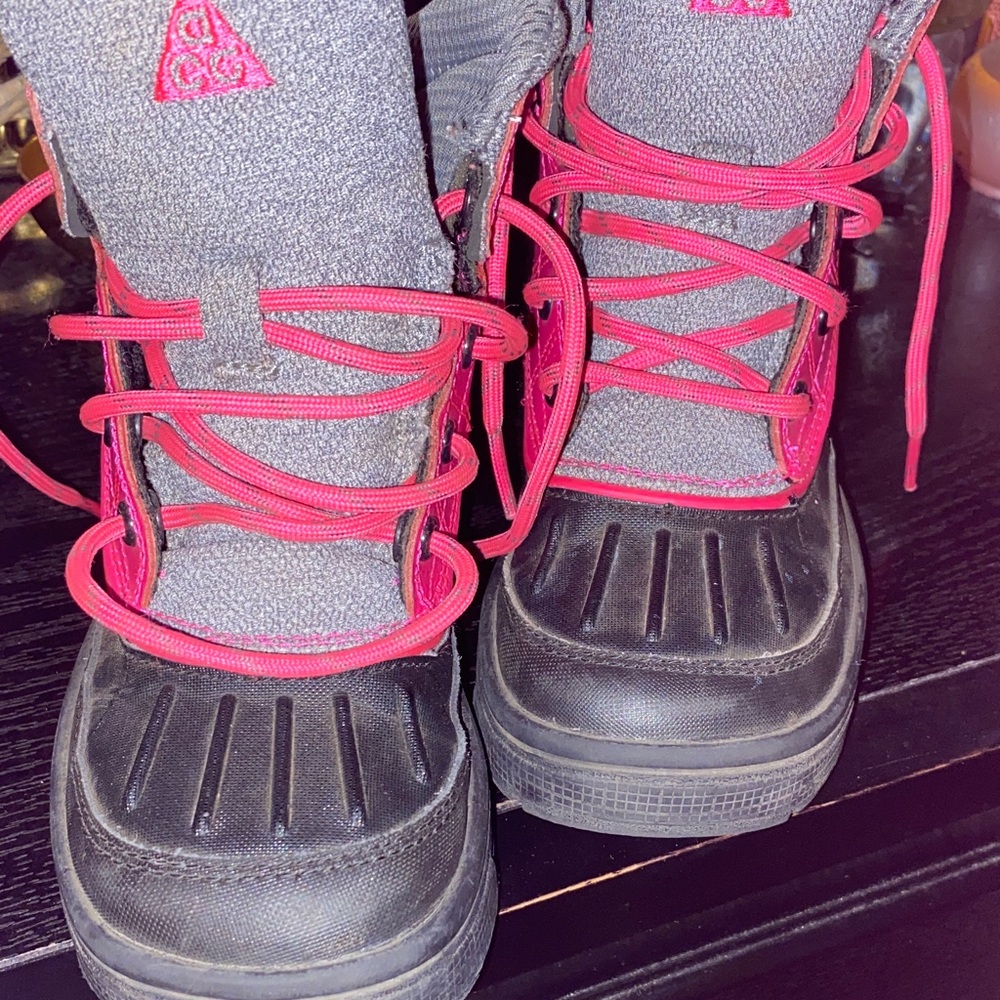 Nike Black and Pink Winter Boots